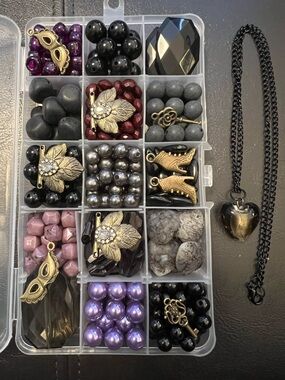 Craft Beads, GOTHIC NOIR - LITTLE CREEPY, Jewelry Supplies, loose bulk beads